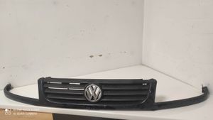 Volkswagen PASSAT B4 Kratka dolna zderzaka przedniego 3A0853653B