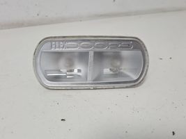 Opel Meriva B Lampka wewnętrzne drzwi tylnych 1330621