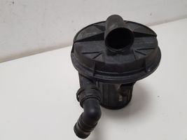 Audi A6 S6 C6 4F Pompe à air secondaire 06A959253B