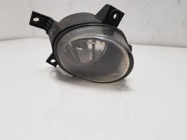 Audi A4 S4 B7 8E 8H Miglas lukturis priekšā 8E0941700C