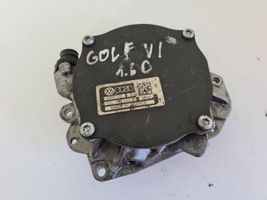 Volkswagen Golf VI Pompa podciśnienia 03L145100B