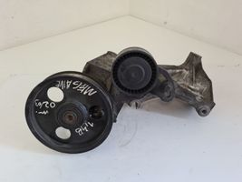 Renault Megane II Supporto del generatore/alternatore 8200185605