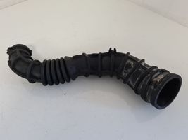 Renault Clio III Tube d'admission de tuyau de refroidisseur intermédiaire 8200500383