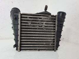 Volkswagen Polo IV 9N3 Chłodnica powietrza doładowującego / Intercooler 6Q0145804A