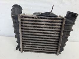 Volkswagen Fox Chłodnica powietrza doładowującego / Intercooler 6Q0145804A