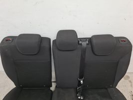 Ford Focus Second row seats 