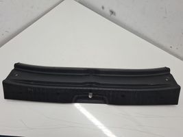 Mercedes-Benz A W169 Protector del borde del maletero/compartimento de carga A1696900041