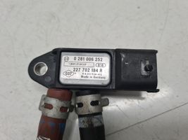 Nissan Note (E12) Capteur de pression des gaz d'échappement 227702184R