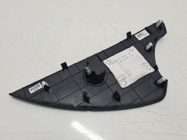 Hyundai Santa Fe Rivestimento estremità laterale del cruscotto 847682W100