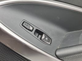 Hyundai Santa Fe Boczki / Poszycie drzwi tylnych M02412W010