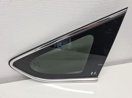 Hyundai Santa Fe Rear side window/glass 878202W000