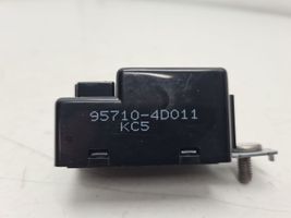 Hyundai Santa Fe Sensor del altavoz de aparcamiento PDC 957104D011