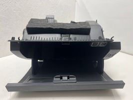 Skoda Fabia Mk3 (NJ) Schowek deski rozdzielczej / Komplet 6V1857097H