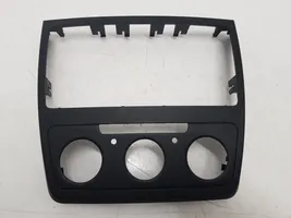 Skoda Yeti (5L) Panel klimatyzacji / Ogrzewania 5L0858069G