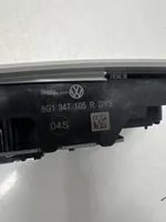 Volkswagen Golf VII Etuistuimen valo 5G1947105R