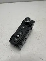 Renault Captur Unidad central de control multimedia 253B08825R