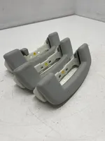 Volkswagen Golf Sportsvan Un set di maniglie per il soffitto 5G9857607A