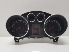 Opel Meriva B Geschwindigkeitsmesser Cockpit 13349517