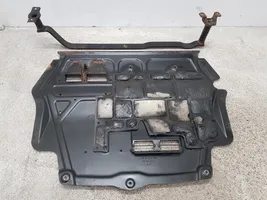 Volkswagen PASSAT B6 Engine splash shield/under tray 3C0018930D