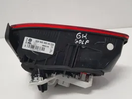 Volkswagen Golf VII Lampy tylnej klapy bagażnika 5G0945093AE