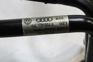 Audi A3 S3 8V Rura / Wąż dolotowy powietrza 04L121064A