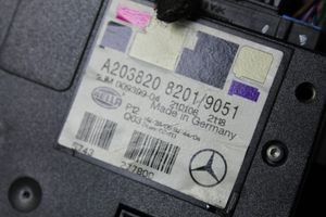 Mercedes-Benz CLK A209 C209 Illuminazione sedili anteriori A2038208201