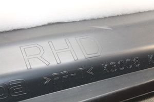 Mazda CX-5 Boite à gants KD7764161