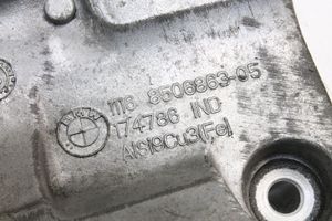 BMW X1 E84 Generaattorin/laturin kiinnike 850686305