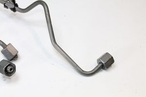 Mercedes-Benz SLK R172 Tuyau d'alimentation conduite de carburant 