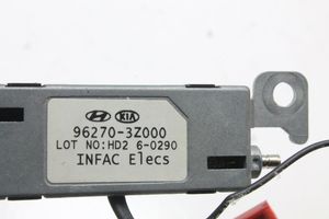 Hyundai i40 Antenos stiprintuvas 962703Z000