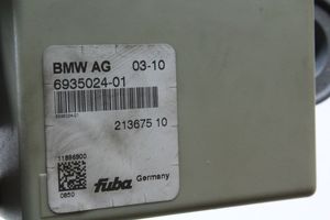 BMW 5 F10 F11 Antenos stiprintuvas 6935024
