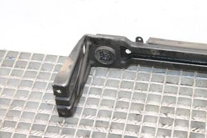 Chrysler 300 - 300C Traverse inférieur support de radiateur 