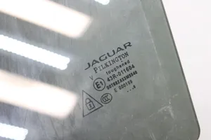 Jaguar XE Takaoven ikkunalasi 