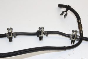 BMW 3 E92 E93 Linea/tubo flessibile di ritorno del carburante 