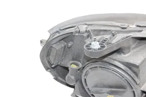 Mercedes-Benz C W204 Lampa przednia A2048208139