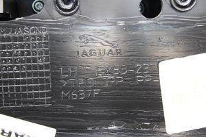 Jaguar F-Type Etuoven verhoilu 