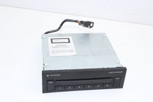 Volkswagen PASSAT CC CD/DVD чейнджер 3C0035110A