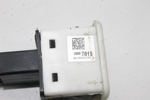 Opel Antara Connettore plug in AUX 20897015