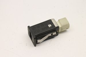 BMW 3 E92 E93 Gniazdo / Złącze USB 9167196