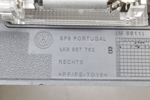 Volkswagen Scirocco Šoninė apdaila (galinė) 1K8867762B