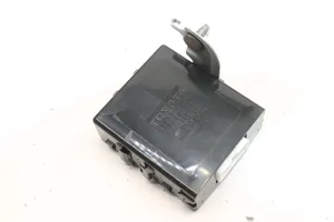 Toyota Land Cruiser (HDJ90) Inne wyposażenie elektryczne 8953360080