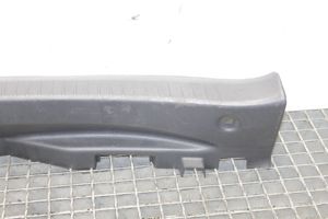 Nissan Qashqai+2 Osłona pasa bagażnika 84992JD00A