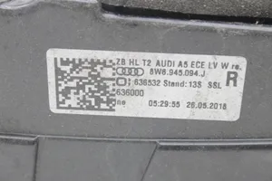 Audi A5 Feux arrière sur hayon 8W6945094J