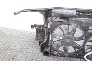 Volkswagen PASSAT B7 Support de radiateur sur cadre face avant 