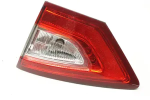 Ford Mondeo MK V Luci posteriori del portellone del bagagliaio DS7313A602KD