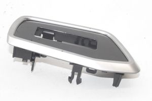 Audi A7 S7 4K8 Rivestimento del vano portaoggetti del cruscotto 4K2857966