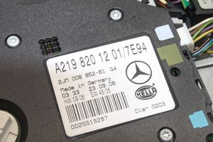 Mercedes-Benz CLS C219 Illuminazione sedili anteriori A2198201201