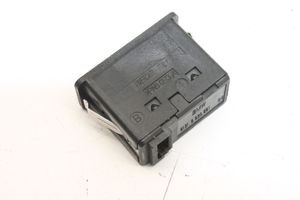 BMW 1 E82 E88 Câble adaptateur AUX 6930561