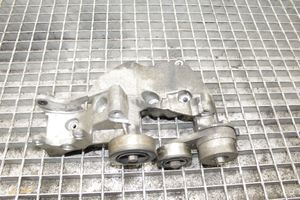 KIA Sorento Soporte del alternador 