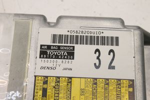 Toyota RAV 4 (XA40) Oro pagalvių valdymo blokas 8917042430